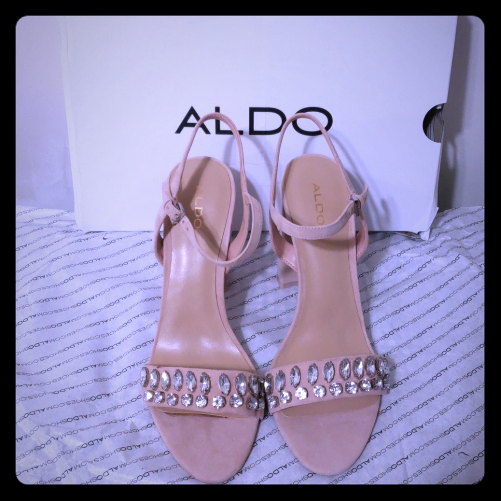 The perfect shoe for night or day